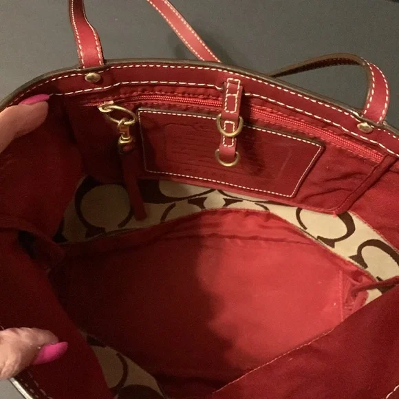 Authentic COACH Signature Tote Bag. Brown/Burgundy. Leather Trim. - Picture 4 of 7